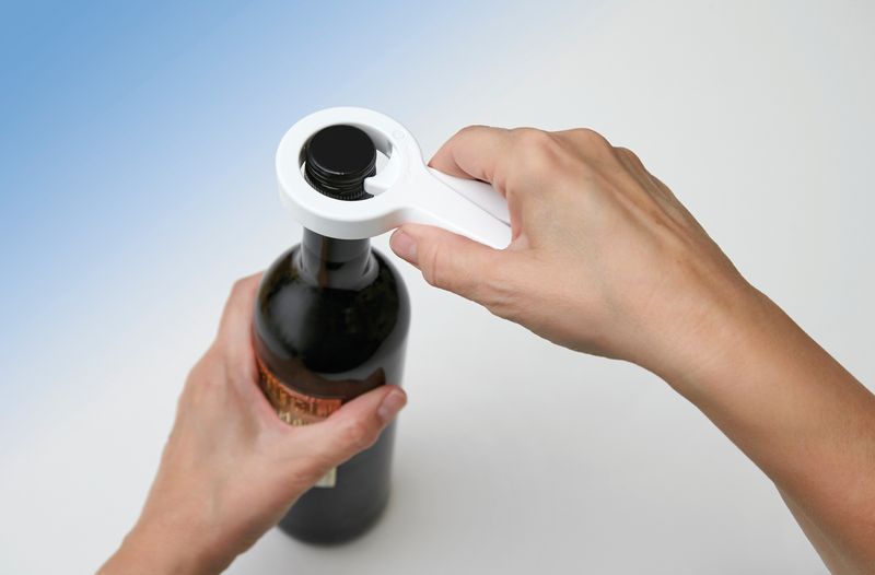 Ergonomisk skrukorkåpner