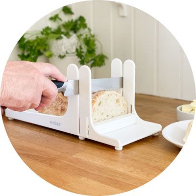 Klare seg selv på kjøkkenet